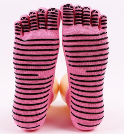 NON - SLIP YOGA SOCKS - Soxipix