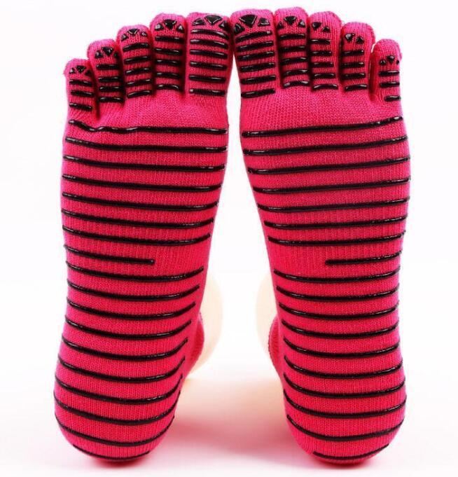 NON - SLIP YOGA SOCKS - Soxipix